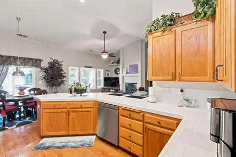 Kitchen - 3363 Cambria Ave, Madera, CA 93637 photo 1 of 2
