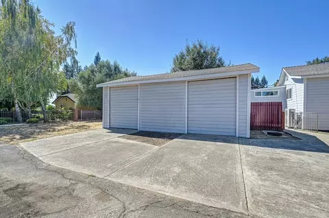 2882 E Center St, Acampo, CA 95220 photo 37