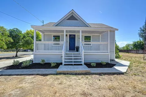 2882 E Center St, Acampo, CA 95220 photo 8