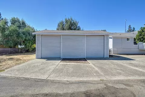 2882 E Center St, Acampo, CA 95220 photo 36