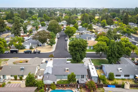 View/Area - 1109 Peek Ave, Modesto, CA 95358 photo 3 of 5