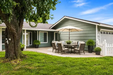 Exterior - 1109 Peek Ave, Modesto, CA 95358 photo 1 of 13