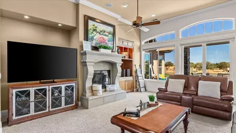 Living - 2491 Oak Creek Dr #14, Copperopolis, CA 95228 photo 2 of 6