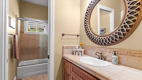 Bath - 2491 Oak Creek Dr #14, Copperopolis, CA 95228 photo 2 of 9