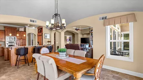 Dining - 2491 Oak Creek Dr #14, Copperopolis, CA 95228 photo 4 of 5