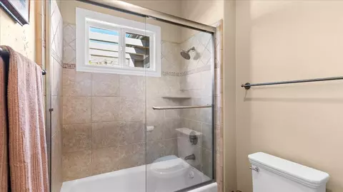 Bath - 2491 Oak Creek Dr #14, Copperopolis, CA 95228 photo 3 of 9