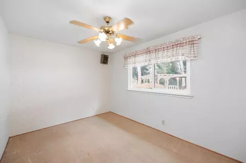 Bedroom - 7349 Green Valley Rd, Placerville, CA 95667 photo 3 of 7
