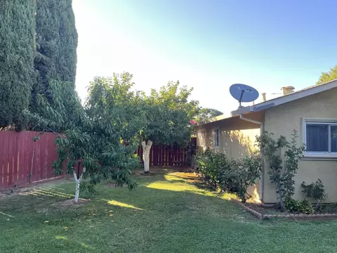 Exterior - 2238 Leslie Ct, Live Oak, CA 95953 photo 5 of 7