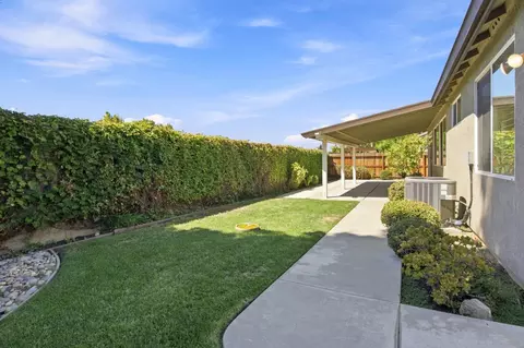 Exterior - 1738 Matterhorn St, Manteca, CA 95337 photo 5 of 6