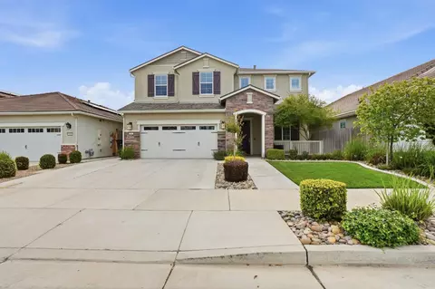 Exterior - 1652 Cady Ln, Ripon, CA 95366 photo 2 of 9