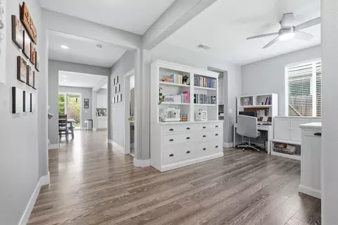 Entry Way - 1652 Cady Ln, Ripon, CA 95366 photo 2 of 8