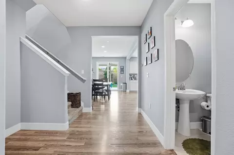 Entry Way - 1652 Cady Ln, Ripon, CA 95366 photo 3 of 8