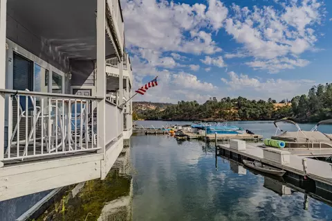 View/Area - 1031 Shoreline Dr #12, Copperopolis, CA 95228 photo 5 of 8