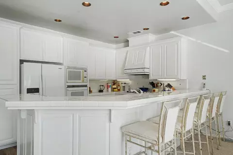 Kitchen - 1031 Shoreline Dr #12, Copperopolis, CA 95228 photo 1 of 9