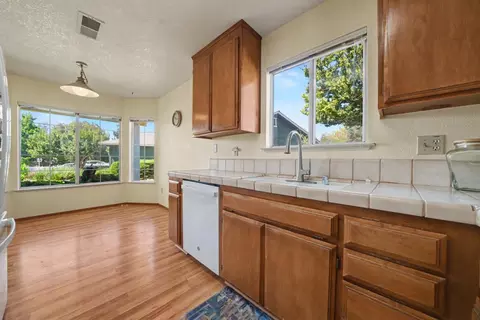 Kitchen - 144 Errin Pl, Jackson, CA 95642 photo 1 of 5