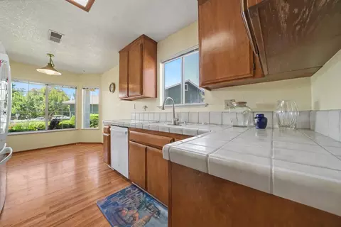 Kitchen - 144 Errin Pl, Jackson, CA 95642 photo 5 of 5