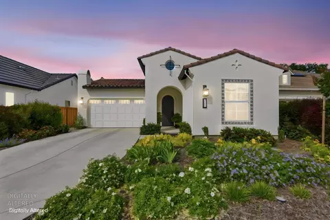 2269 5th Ave, Sacramento, CA 95818