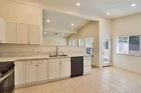 Kitchen - 2520 Mission Ave, Carmichael, CA 95608 photo 5 of 5