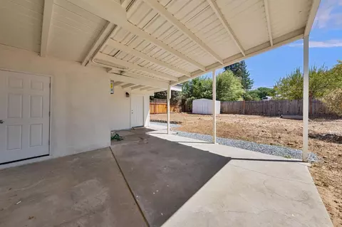 Exterior - 2520 Mission Ave, Carmichael, CA 95608 photo 3 of 5