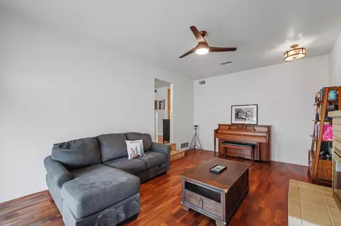 Living - 2837 Levon Ave, Modesto, CA 95350 photo 4 of 6