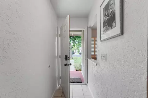 Entry Way - 2837 Levon Ave, Modesto, CA 95350 photo 1 of 2