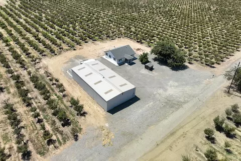 20 Cypress Ave, Yuba City, CA 95991
