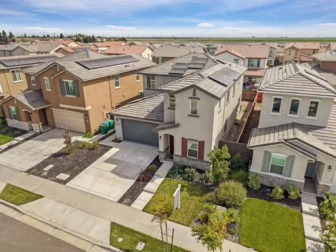 6638 Guadalupe Ln, Stockton, CA 95219