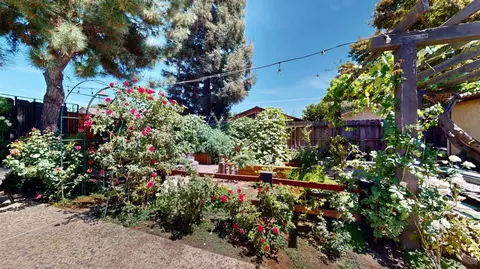 Exterior - 401 Dorado Ln, Modesto, CA 95356 photo 8 of 8