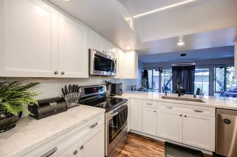 7909 Rocky Point Ct, Citrus Heights, CA 95610
