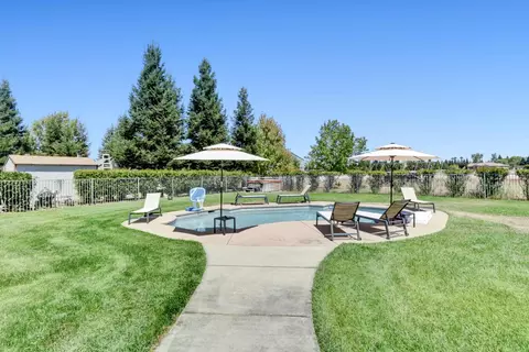 Exterior - 9595 Stablegate Rd, Wilton, CA 95693 photo 13 of 23