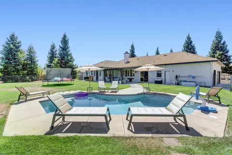 Exterior - 9595 Stablegate Rd, Wilton, CA 95693 photo 11 of 23