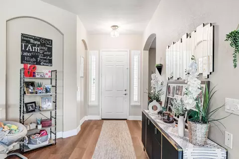 Entry Way - 9595 Stablegate Rd, Wilton, CA 95693 photo 2 of 5