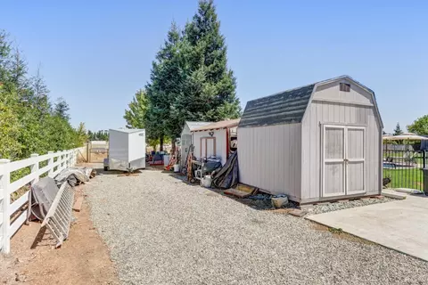 Exterior - 9595 Stablegate Rd, Wilton, CA 95693 photo 17 of 23