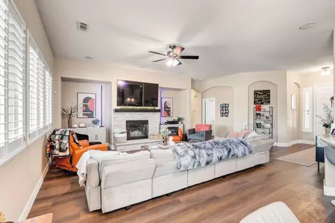 Living - 9595 Stablegate Rd, Wilton, CA 95693 photo 2 of 3