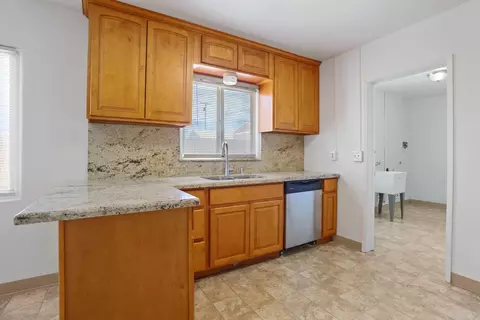 Kitchen - 520 Tamarack Dr, Lodi, CA 95240 photo 2 of 5