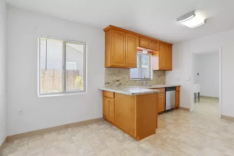 Kitchen - 520 Tamarack Dr, Lodi, CA 95240 photo 1 of 5