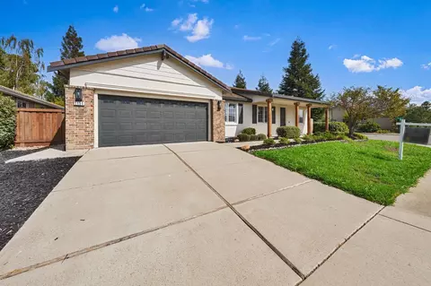 1151 Paddington Cir, Galt, CA 95632