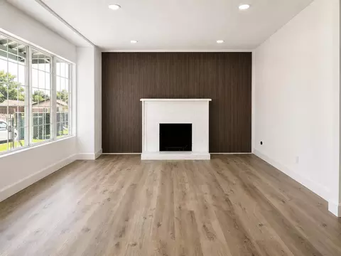 Living - 2125 E Myrtle St, Stockton, CA 95205 photo 1 of 2