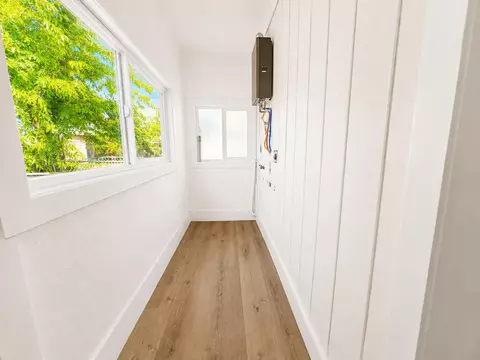 Entry Way - 2125 E Myrtle St, Stockton, CA 95205 photo 3 of 3