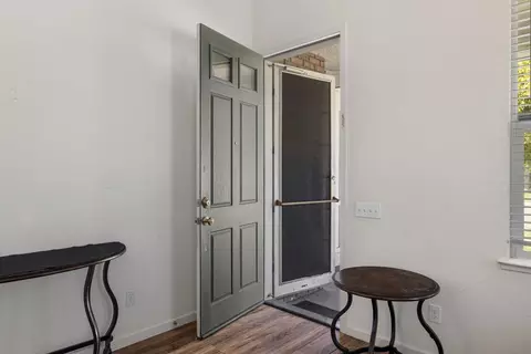 Entry Way - 1612 Hearthsong Dr, Manteca, CA 95337 photo 2 of 9