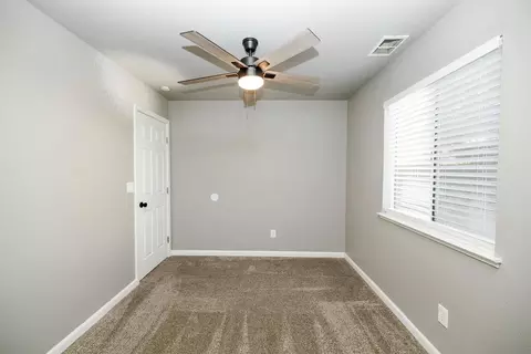 Bedroom - 6036 Deep River Ct, Riverbank, CA 95367 photo 1 of 3