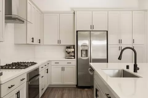Kitchen - 7991 Combine Way, Antelope, CA 95843 photo 5 of 7