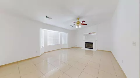 Living - 379 Edan Ct, Merced, CA 95341 photo 1 of 1