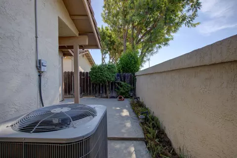 Exterior - 1311 Trinity Way, Turlock, CA 95382 photo 4 of 4