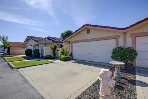 Exterior - 1311 Trinity Way, Turlock, CA 95382 photo 2 of 4