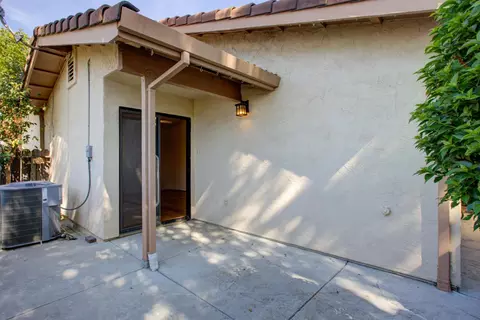 Exterior - 1311 Trinity Way, Turlock, CA 95382 photo 3 of 4