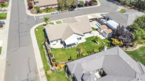 View/Area - 940 Chase Dr, Galt, CA 95632 photo 6 of 11