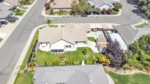 View/Area - 940 Chase Dr, Galt, CA 95632 photo 5 of 11
