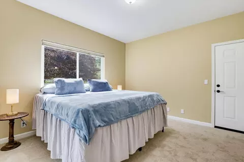 Bedroom - 11065 Ringtail Rd, Penn Valley, CA 95946 photo 7 of 8