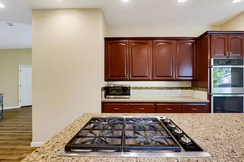 Kitchen - 11065 Ringtail Rd, Penn Valley, CA 95946 photo 3 of 8